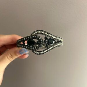 Black Onyx Marcasite Clap Bangle